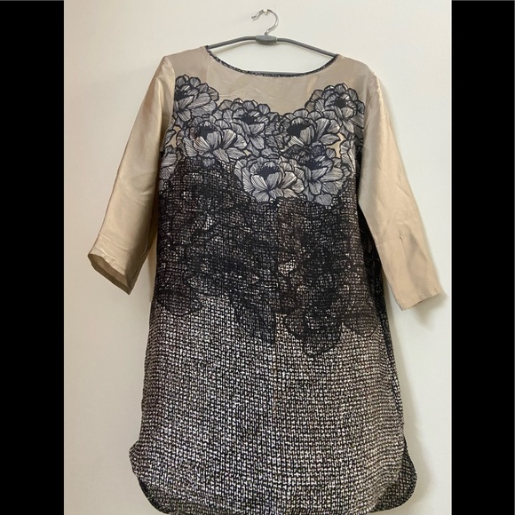 NATALIE SILHOUETTE Dresses & Skirts - BLACK ROSE SHIRT💕